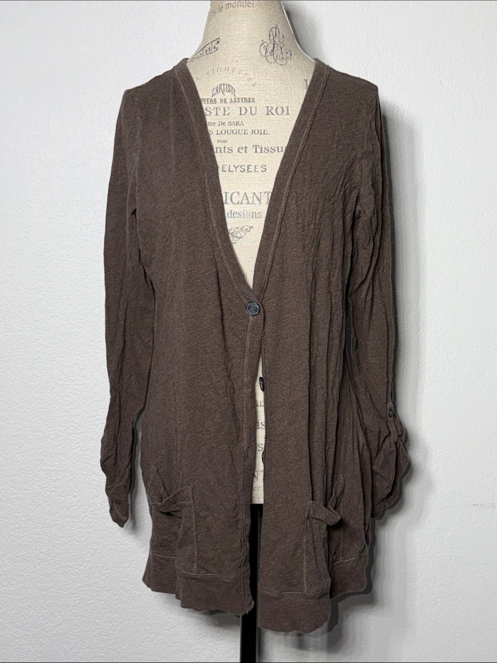American Eagle Outfitters Brown Long Sleeve Button-Front Cardigan